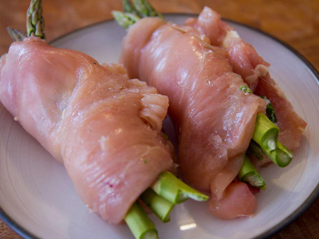 asparagus-chicken-roulades-02