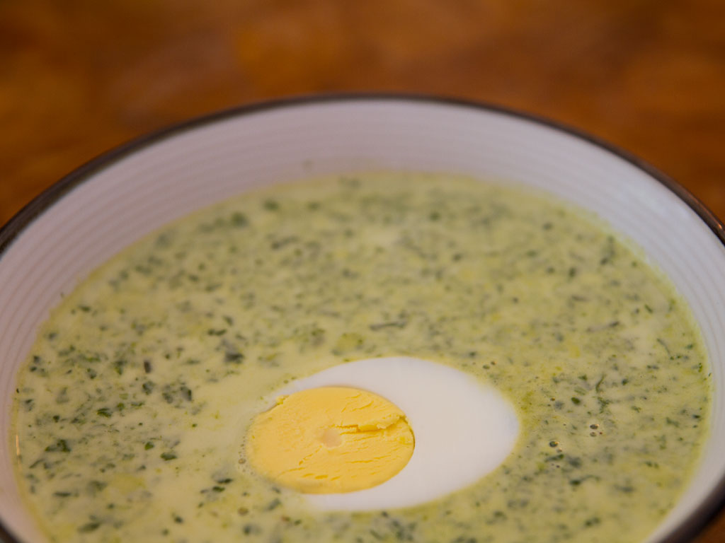spinach-soup-with-hard-cooked-eggs-01